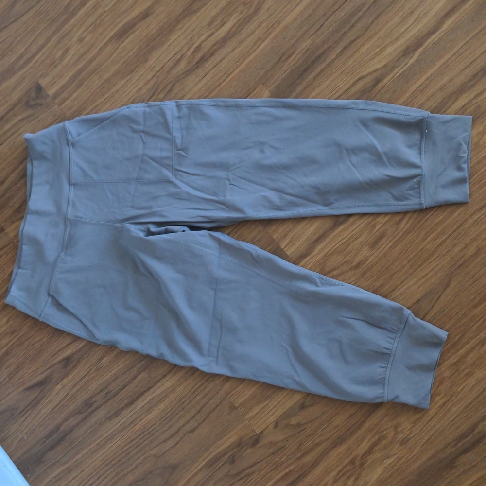 Lululemon Align Joggers Cropped